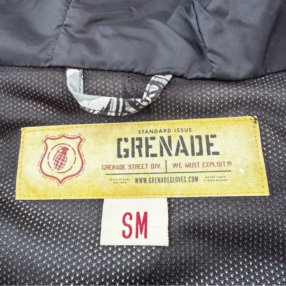 Grenade Fatigue Project AOP Hooded Full Zip Snowboard Jacket Mens Size S RARE - Picture 5 of 11